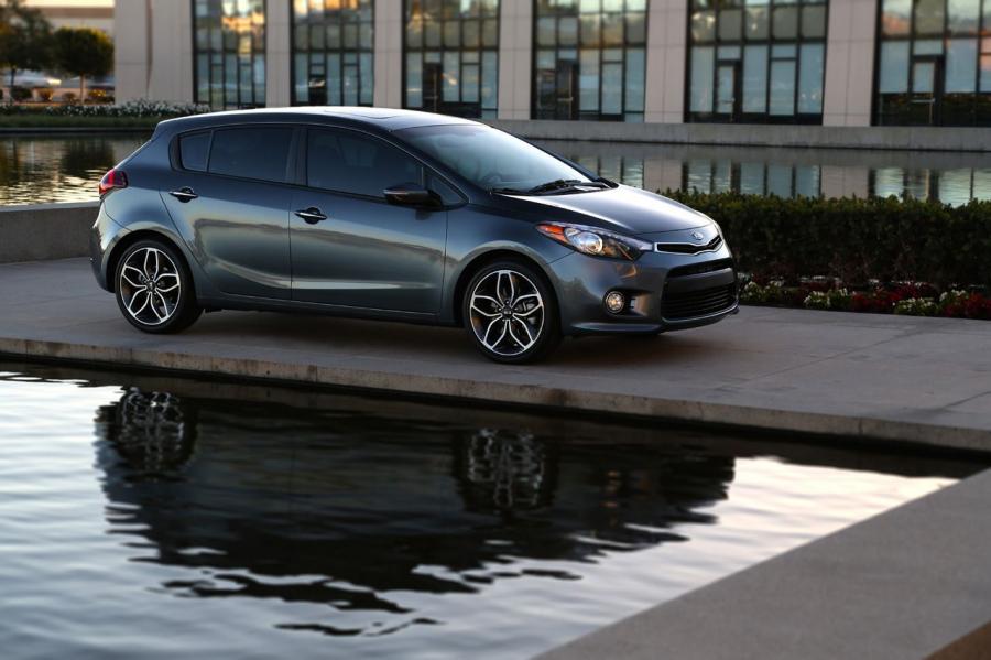  Kia Forte 2013 года  (фото 62 из 62)